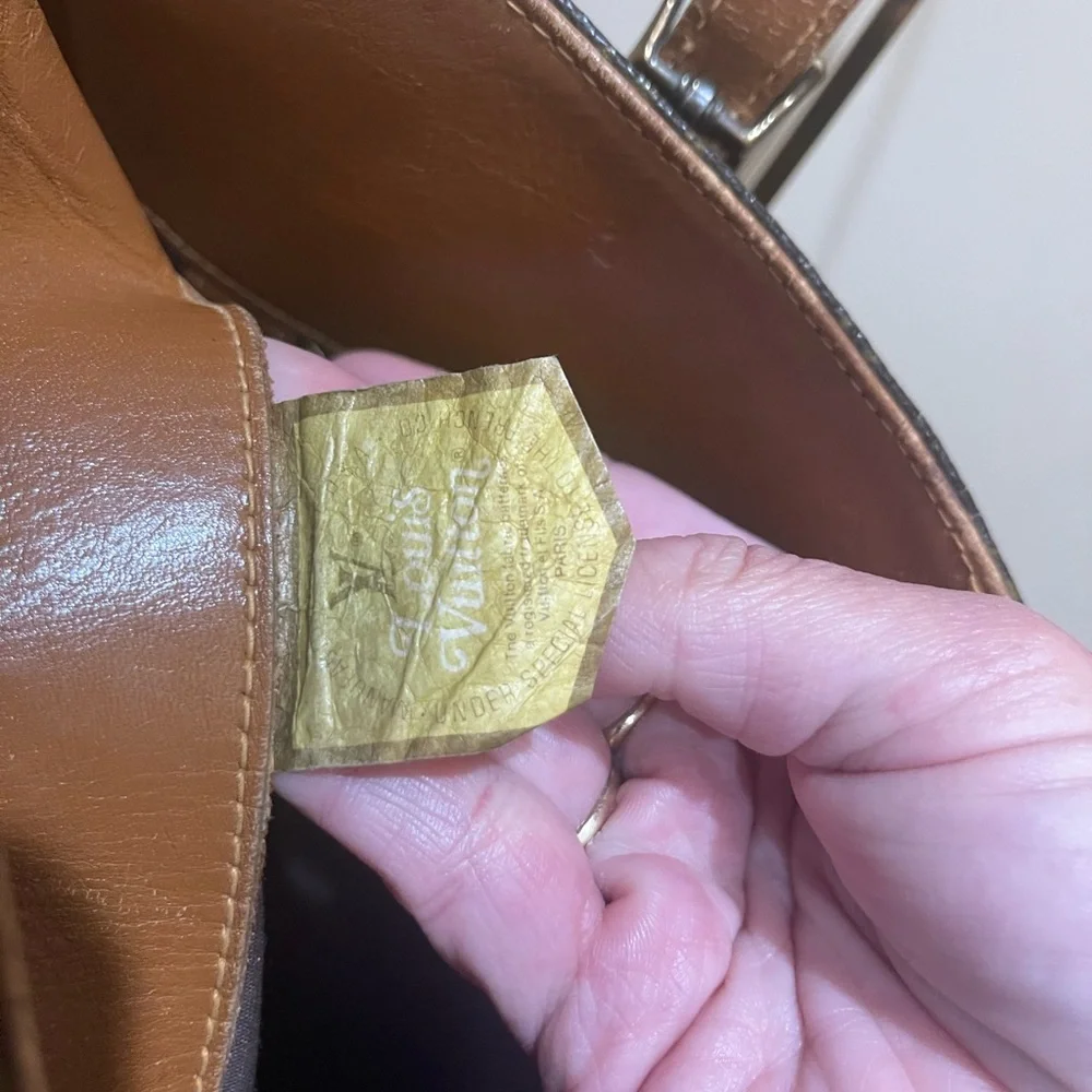 Louis Vuitton French Co USA Vintage Large Monogram Marais Bucket Tote Bag - Picture 11 of 12